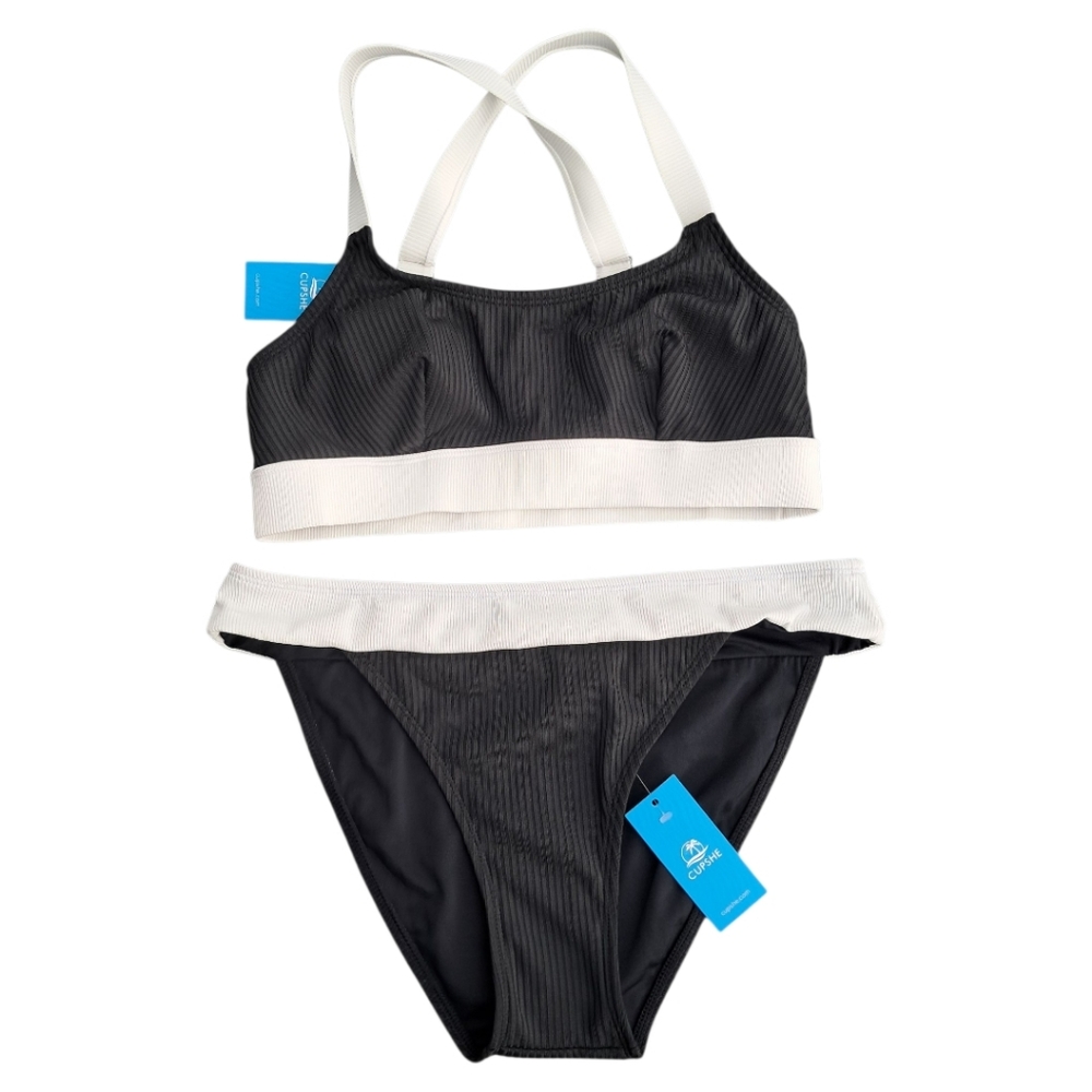 Cupshe Black and White Ribbed Two-Piece Bikini top S bottom M